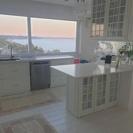 Apartamento Konyaalti Plajinda Dublex Gemi Ev *