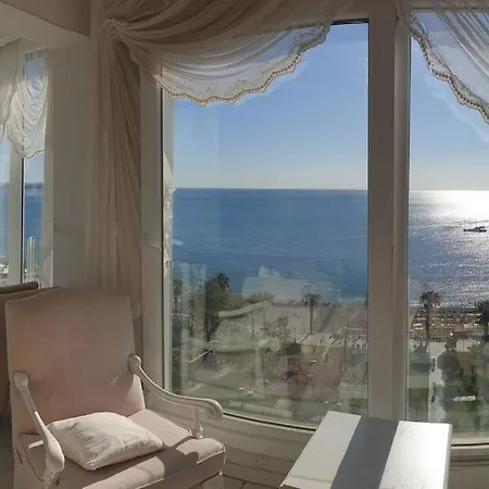 Apartment Konyaalti Plajinda Dublex Gemi Ev *