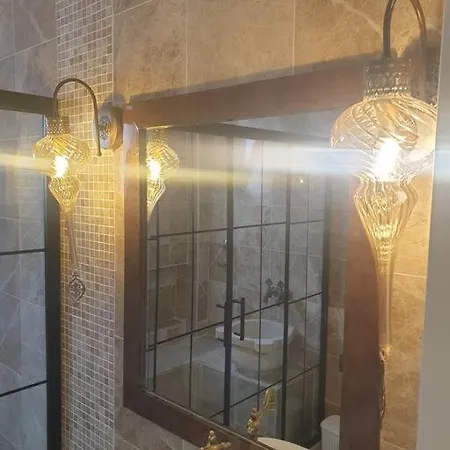 Konyaalti Plajinda Dublex Gemi Ev *