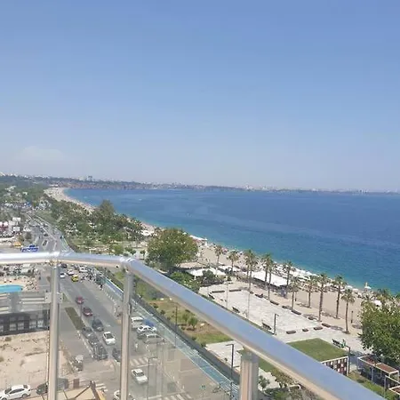 Konyaalti Plajinda Dublex Gemi Ev * Antalya