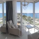 Konyaalti Plajinda Dublex Gemi Ev Apartamento